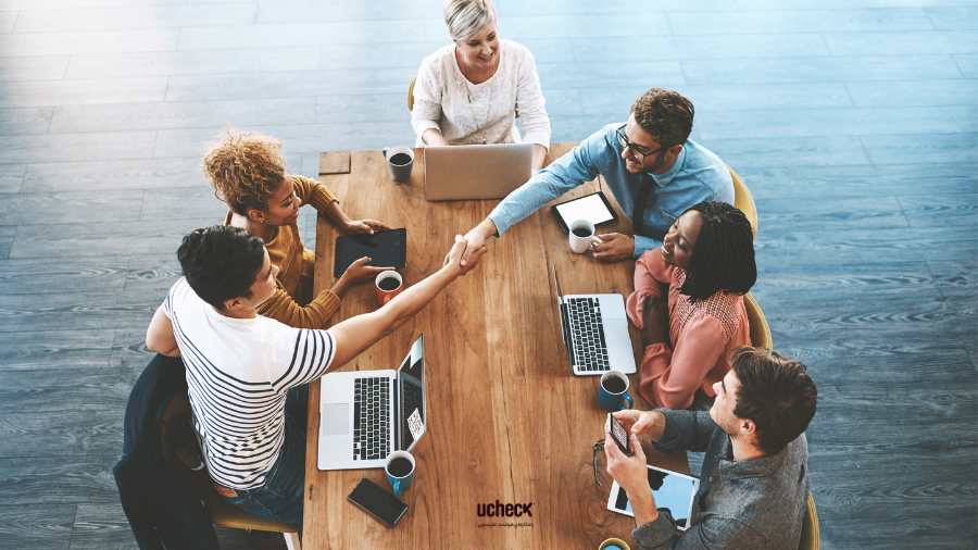 نظرسنجی‌های آنبوردینگ (Onboarding Surveys): کلید بهبود تجربه کارکنان جدید