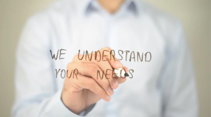 تحلیل احساسات (Sentiment Analysis): تحلیل نظرات متنی مشتریان به صورت خودکار